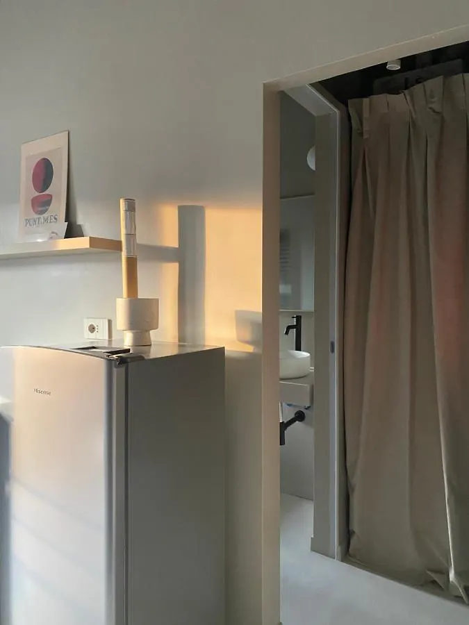 밀라노 Bilocale Di Design Con Vista In Crocetta Quadronno 아파트